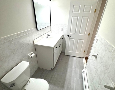 315 Main Street - Photo Thumbnail 7