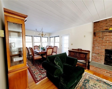 215 Harriman Road - Photo Thumbnail 4