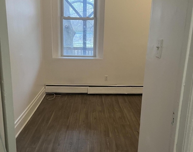 9 Saint Joseph's Terrace - Photo Thumbnail 22