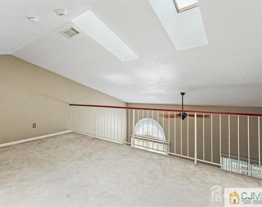 834 Edpas Road - Photo Thumbnail 15