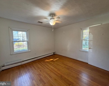 540 Bellview Ave - Photo Thumbnail 16