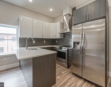 1072 N Front Street - Photo Thumbnail 1