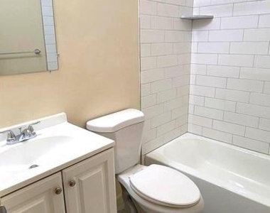 1219 W Silver Street - Photo Thumbnail 9
