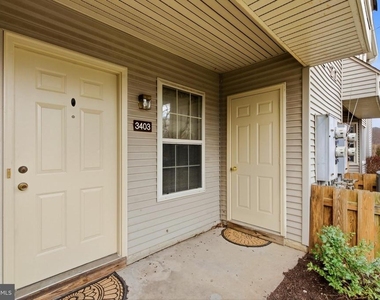 3403 Waltham Court - Photo Thumbnail 3