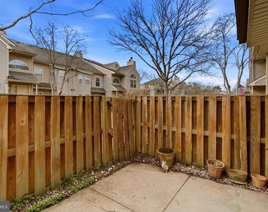 3403 Waltham Court - Photo Thumbnail 21