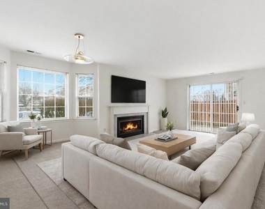 3403 Waltham Court - Photo Thumbnail 4