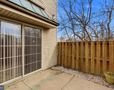 3403 Waltham Court - Photo Thumbnail 20
