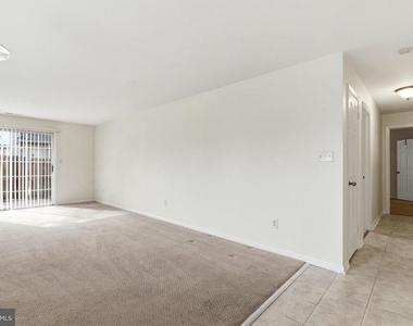 3403 Waltham Court - Photo Thumbnail 6