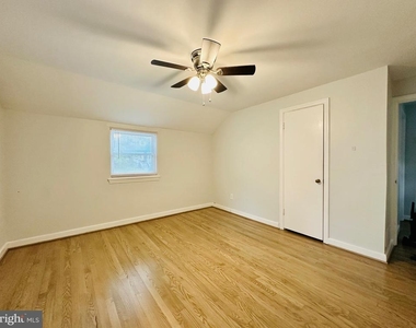 2500 Lake Avenue - Photo Thumbnail 13