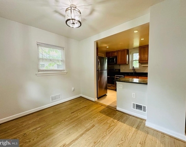 2500 Lake Avenue - Photo Thumbnail 9