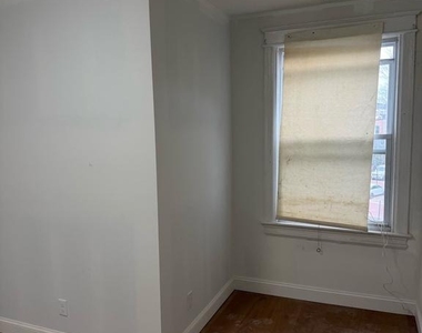 1224 Maryland Avenue Ne - Photo Thumbnail 9