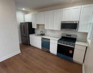 1224 Maryland Avenue Ne - Photo Thumbnail 2