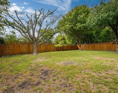 1807 Krizan Ave - Photo Thumbnail 37