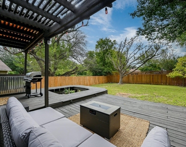 1807 Krizan Ave - Photo Thumbnail 31