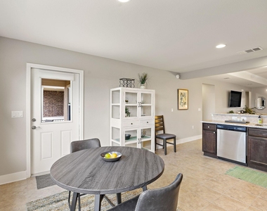 128 Alamosa Creek Ln - Photo Thumbnail 10