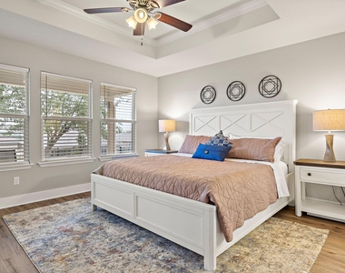 128 Alamosa Creek Ln - Photo Thumbnail 11