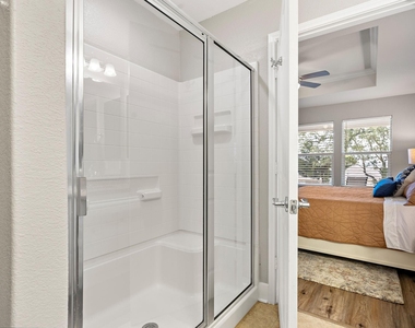 128 Alamosa Creek Ln - Photo Thumbnail 14