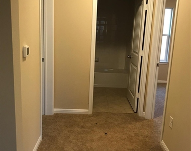 11305 Dawes Pl - Photo Thumbnail 16