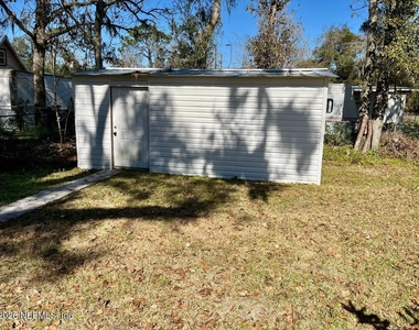 8903 Hipps Road - Photo Thumbnail 14