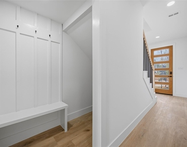 2012 Yates Street - Photo Thumbnail 5