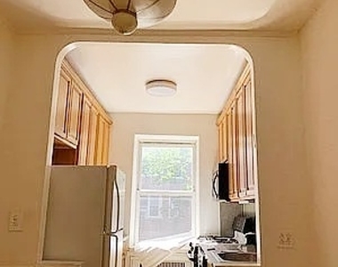 1615 Avenue I - Photo Thumbnail 5