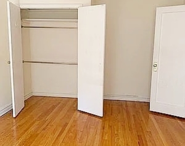 1615 Avenue I - Photo Thumbnail 1