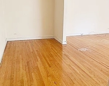 1615 Avenue I - Photo Thumbnail 9