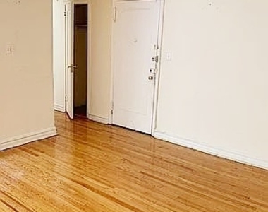 1615 Avenue I - Photo Thumbnail 10
