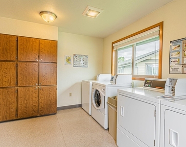 1350 E First Ave - Photo Thumbnail 8