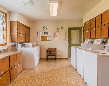 1350 E First Ave - Photo Thumbnail 6