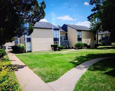 2402 Bammelwood Drive - Photo Thumbnail 1