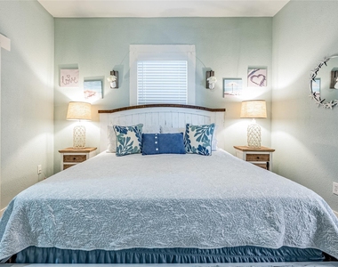 1208 Avenue K Drive - Photo Thumbnail 16