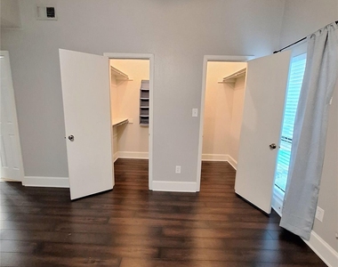 2425 Augusta Drive - Photo Thumbnail 15