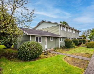 804 Chestnut Dr - Photo Thumbnail 2