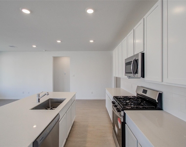 26514 Foxtail Fern Drive - Photo Thumbnail 7