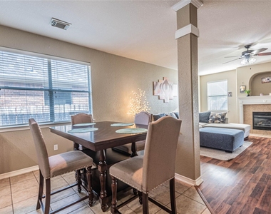 307 Autumn Creek Lane - Photo Thumbnail 14