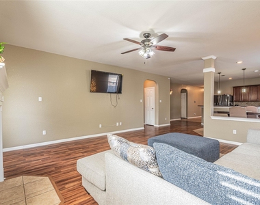 307 Autumn Creek Lane - Photo Thumbnail 6