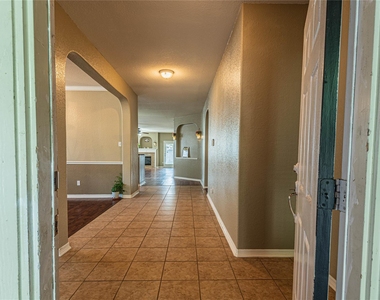 307 Autumn Creek Lane - Photo Thumbnail 4