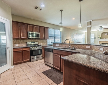 307 Autumn Creek Lane - Photo Thumbnail 17