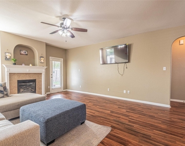 307 Autumn Creek Lane - Photo Thumbnail 7