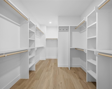 2014 Yates Street - Photo Thumbnail 37