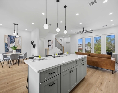 2014 Yates Street - Photo Thumbnail 14