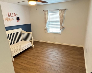 221 Hyta Street - Photo Thumbnail 27