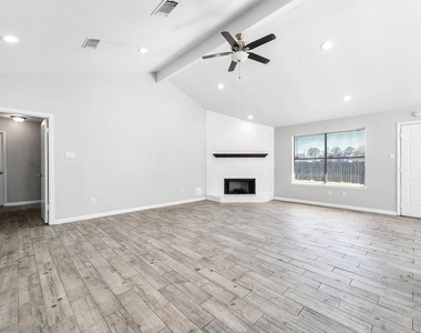14315 Swanfield Drive - Photo Thumbnail 11
