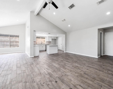 14315 Swanfield Drive - Photo Thumbnail 4