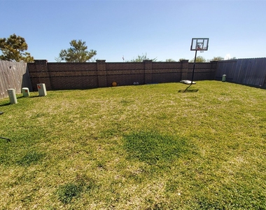 31739 Margaret Woods Lane - Photo Thumbnail 1