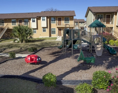 800 Babcock Road - Photo Thumbnail 3