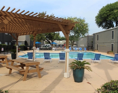 1370 Afton Street - Photo Thumbnail 6