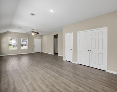 811 Jefferson Avenue - Photo Thumbnail 8