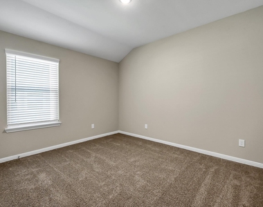 811 Jefferson Avenue - Photo Thumbnail 14
